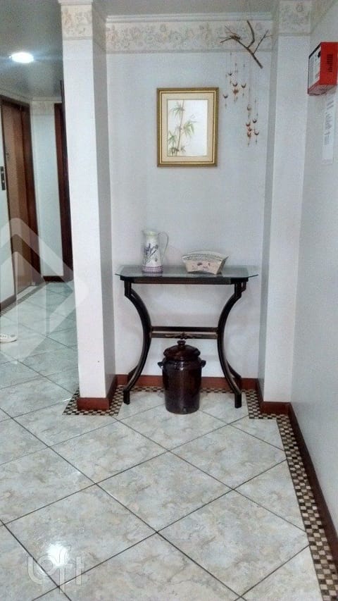 Image 23 - 233082
